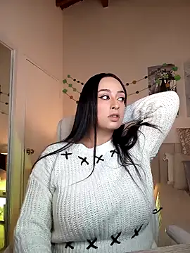 Snapshot of DaniRousse chatting on 17, 3, 2025 DaniRousse online show from 17, 3, 2025