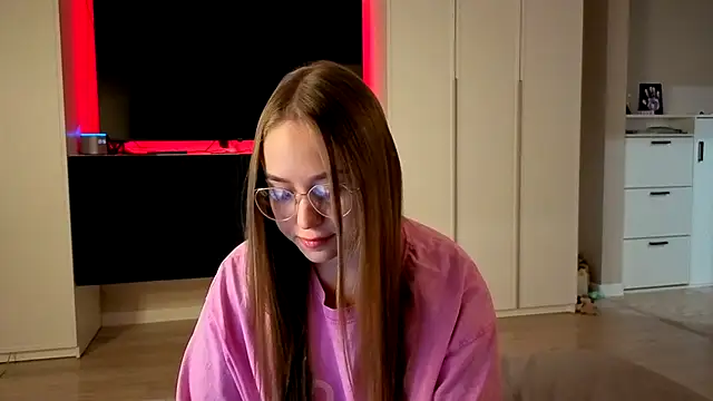 endlesssoffi online show from 22, 10, 2025