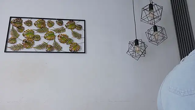 kayna gomez online show from 18, 12, 2025