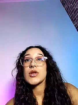 chunn liioo online show from 22, 1, 2025