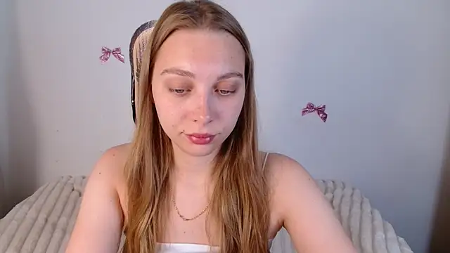 Snapshot of bellaa_love_ chatting on 4, 6, 2026 bellaa love online show from 4, 6, 2026