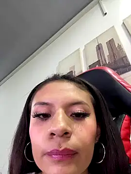 Snapshot of Natashax_Hot chatting on 11, 11, 2025 Natashax Hot online show from 11, 11, 2025