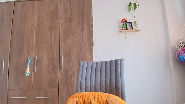 Vioolletta online show from 7, 4, 2026