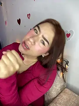 Im Valen Cute online show from 14, 3, 2025