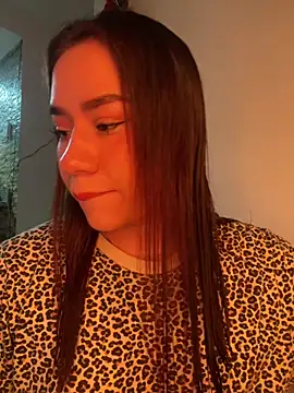 Im Valen Cute online show from 17, 2, 2026