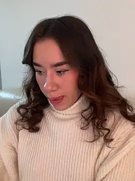 Snapshot of Im_Valen_Cute chatting on 3, 5, 2026 Im Valen Cute online show from 3, 5, 2026