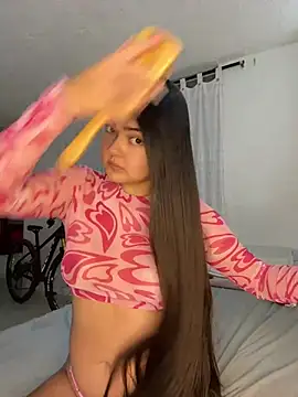 Snapshot of gabbyfoox chatting on 5, 1, 2025 gabbyfoox online show from 5, 1, 2025