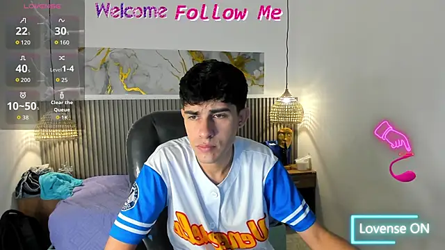 Snapshot of Dyla_n18 chatting on 24, 6, 2026 Dyla n18 online show from 24, 6, 2026