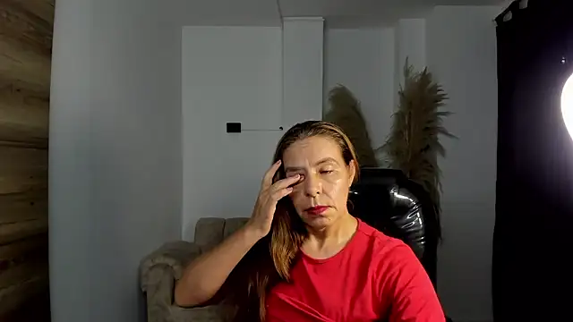 Milf karlye online show from 11, 4, 2026