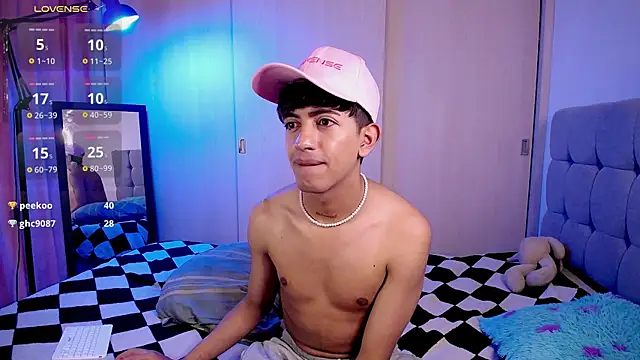 Snapshot of teobowny_ chatting on 24, 1, 2025 teobowny online show from 24, 1, 2025