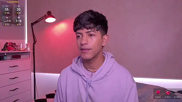 Snapshot of teobowny_ chatting on 4, 10, 2025 teobowny online show from 4, 10, 2025