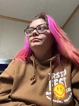 Snapshot of jmassey387 chatting on 19, 12, 2025 jmassey387 online show from 19, 12, 2025