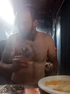 Whipit323 online show from 3, 4, 2026