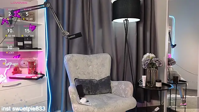 Snapshot of Anal_Girl_ chatting on 13, 2, 2026 Anal Girl online show from 13, 2, 2026