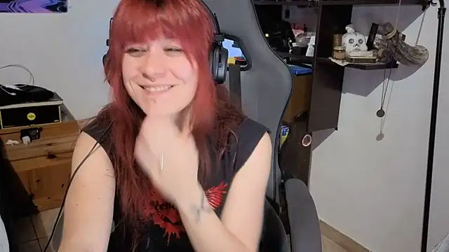 complicata mente online show from 3, 11, 2025