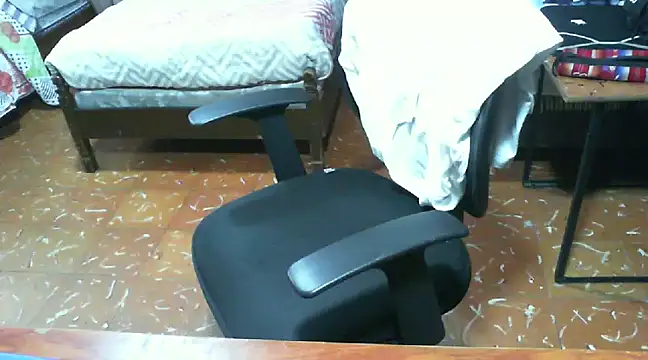 Roberto3102 online show from 4, 1, 2025