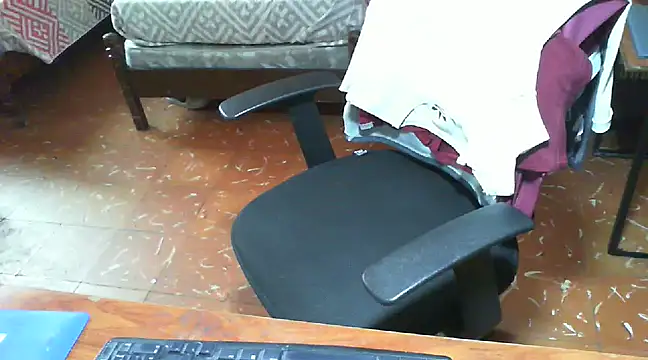 Roberto3102 online show from 22, 3, 2025