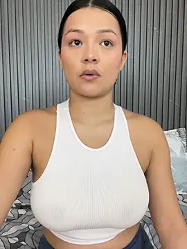 Snapshot of Lola_sweeet18 chatting on 25, 2, 2026 Lola sweeet18 online show from 25, 2, 2026