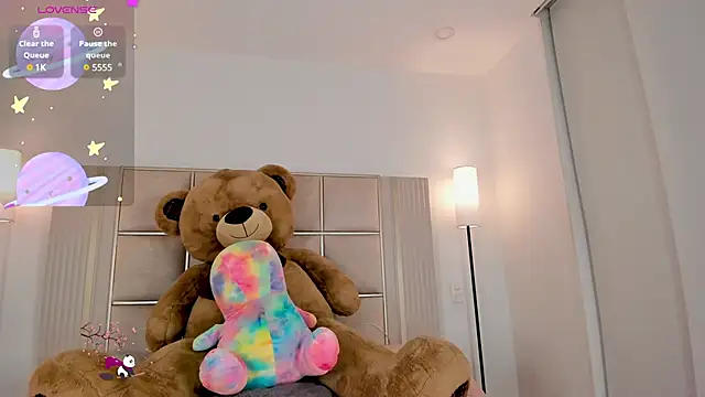 Snapshot of saraamiller_ chatting on 10, 3, 2025 saraamiller online show from 10, 3, 2025