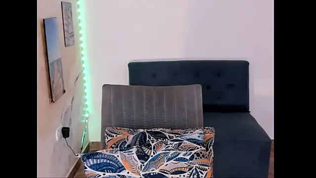 alinabozz1 online show from 25, 5, 2026