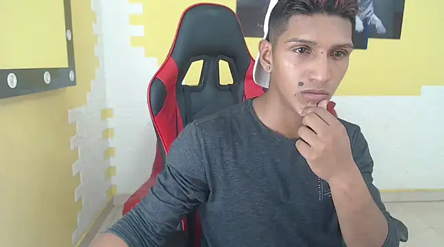 mau elixxx online show from 31, 12, 2024