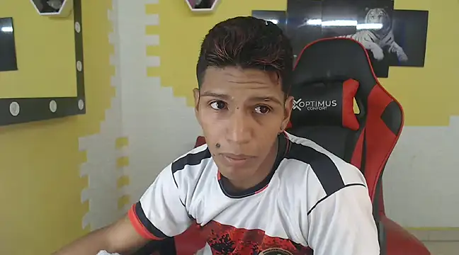 mau elixxx online show from 31, 12, 2024