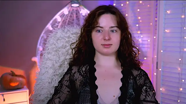 AnnTerry  online show from 30, 10, 2025