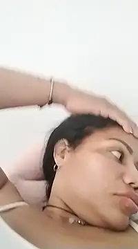 Snapshot of KarenGuzman_ chatting on 30, 1, 2025 KarenGuzman online show from 30, 1, 2025