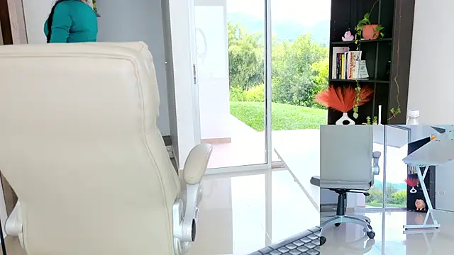 kimberly  online show from 27, 3, 2026