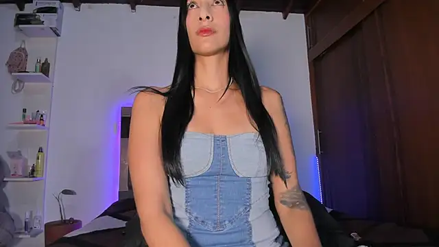 Snapshot of Carol_M8 chatting on 6, 10, 2025 Carol M8 online show from 6, 10, 2025