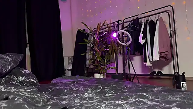 PaulaPratt online show from 14, 12, 2024