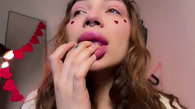 PaulaPratt online show from 14, 2, 2025