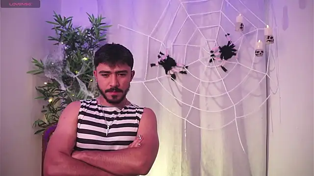 Tony Wylie online show from 27, 10, 2025