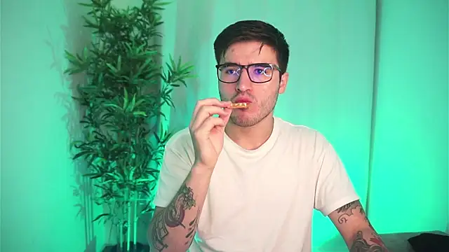 Tony Wylie online show from 15, 11, 2025