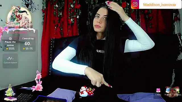 Snapshot of Madisson_Ivanova chatting on 31, 12, 2024 Madisson Ivanova online show from 31, 12, 2024