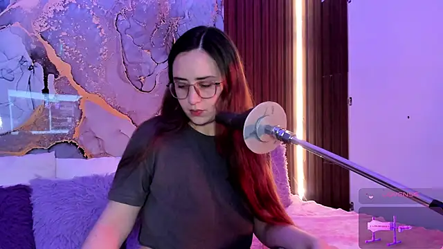 centaurigirl online show from 9, 11, 2025