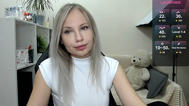 Sunny bunny6 online show from 10, 11, 2025