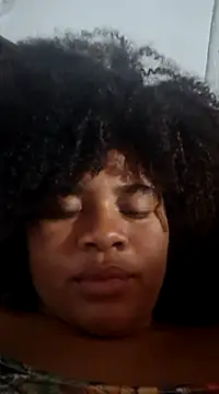 Snapshot of DANIELA_MICHEL chatting on 18, 1, 2025 DANIELA MICHEL online show from 18, 1, 2025