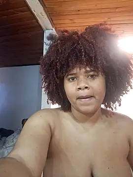 Snapshot of DANIELA_MICHEL chatting on 16, 11, 2025 DANIELA MICHEL online show from 16, 11, 2025