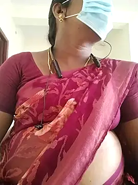 Snapshot of Preethytamilsexy chatting on 4, 8, 2026 Preethytamilsexy online show from 4, 8, 2026