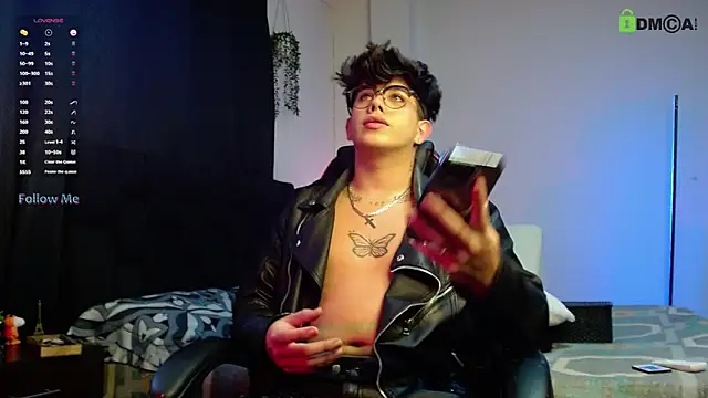 Snapshot of LyleBennett_ chatting on 3, 11, 2025 LyleBennett online show from 3, 11, 2025