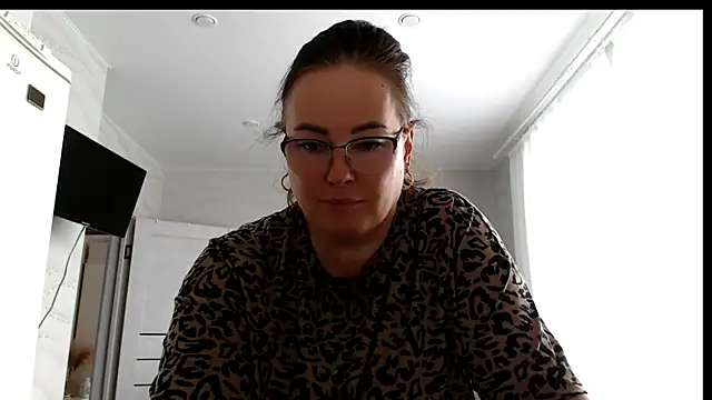 Nora Star online show from 1, 3, 2026