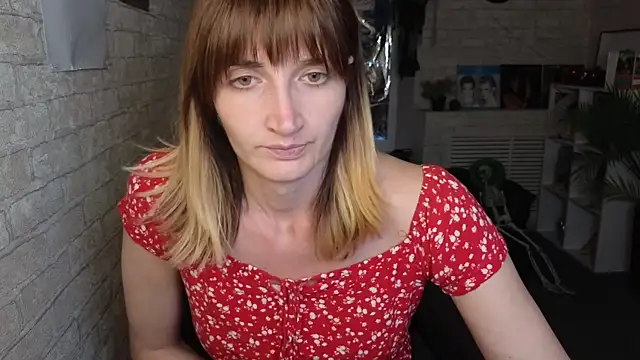 Snapshot of Nika_Kitten chatting on 7, 5, 2026 Nika Kitten online show from 7, 5, 2026