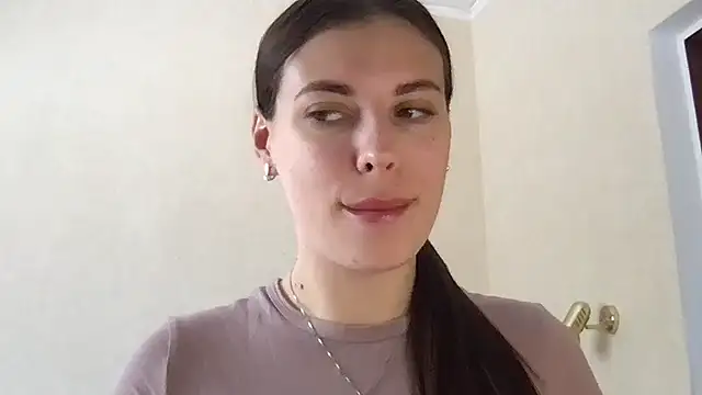 MoonriseGoddess online show from 4, 5, 2026