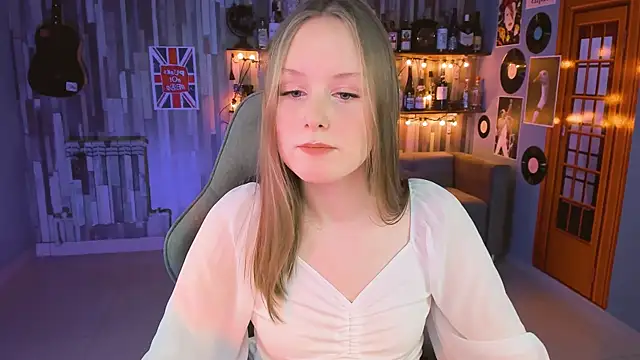 VivienLeeigh online show from 18, 3, 2025