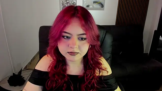 crimson tati  online show from 25, 9, 2025