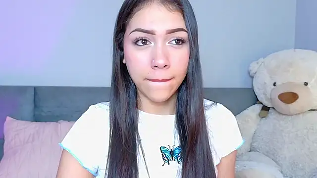 Snapshot of MiaOconner chatting on 2, 10, 2025 MiaOconner online show from 2, 10, 2025