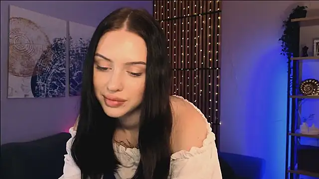 StellaryShy online show from 9, 12, 2024