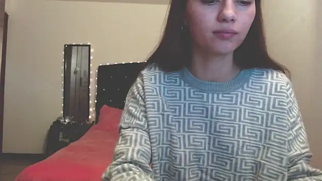 holy juli online show from 6, 4, 2026