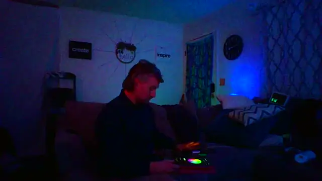 Snapshot of onlym4m chatting on 24, 2, 2025 onlym4m online show from 24, 2, 2025